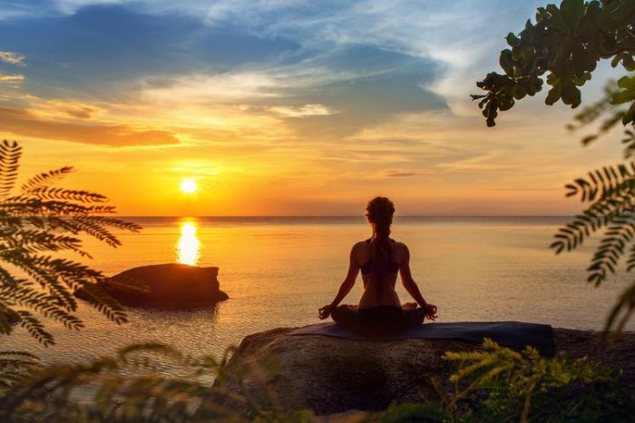 Mindfulness meditation practices guided meditate definition garrison anxiety ang kalusugan mindbodygreen kegemukan menyebabkan mga nakatutulong spiritual amp 7 Meditation Practices for Inner Calm